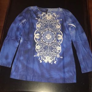 Never worn ladies M New Directions top (LOC2)